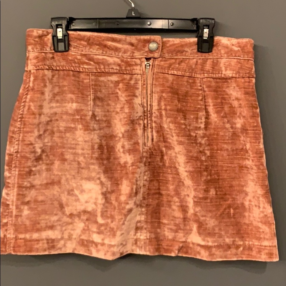 Coral velvet skirt